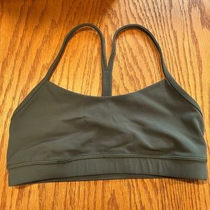 Lululemon Flow Y Nulu Bra